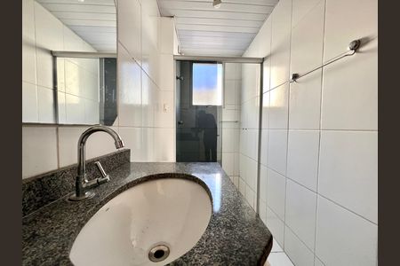 Apartamento à venda com 60m², 3 quartos e 1 vaga Apartamento à venda com 60m², 3 quartos e 1 vagaBanheiro Social