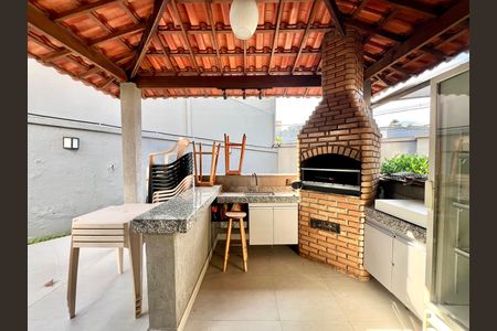 Apartamento à venda com 60m², 3 quartos e 1 vaga Apartamento à venda com 60m², 3 quartos e 1 vagaÁrea comum - Churrasqueira