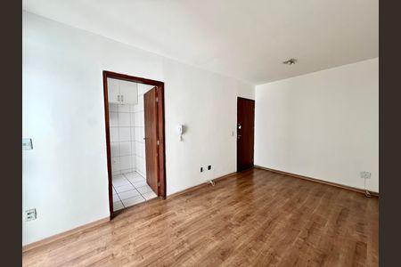 Sala de apartamento à venda com 3 quartos, 60m² em Santa Branca, Belo Horizonte