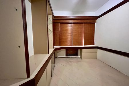 Apartamento à venda com 495m², 3 quartos e 1 vaga