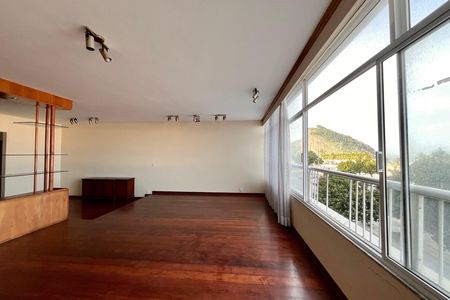 Apartamento à venda com 495m², 3 quartos e 1 vaga