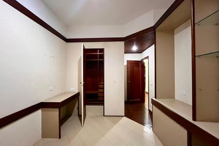 Apartamento à venda com 495m², 3 quartos e 1 vaga