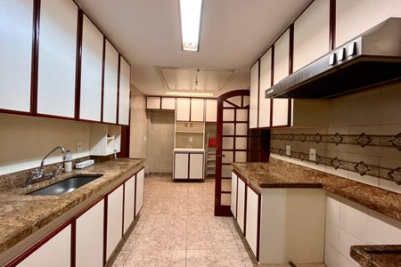 Apartamento à venda com 495m², 3 quartos e 1 vaga