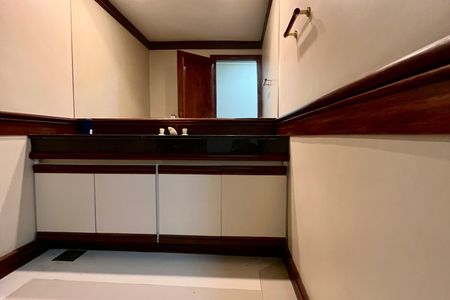 Apartamento à venda com 495m², 3 quartos e 1 vaga
