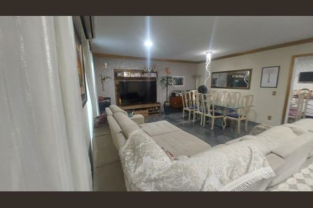 Casa de condomínio à venda com 159m², 4 quartos e 5 vagas Casa de condomínio à venda com 159m², 4 quartos e 5 vagasSala