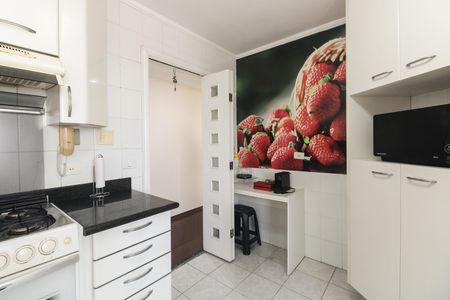 Apartamento à venda com 90m², 3 quartos e 2 vagasCozinha 
