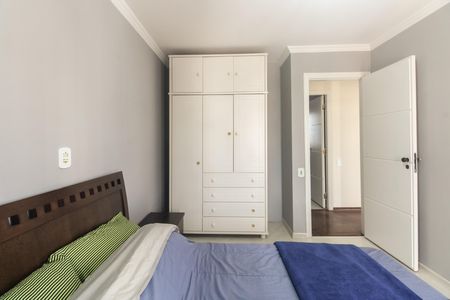 Apartamento à venda com 90m², 3 quartos e 2 vagasQuarto 2