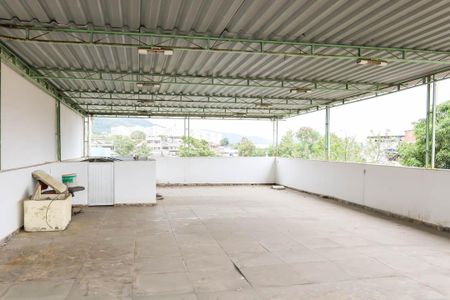 Casa de condomínio para alugar com 200m², 1 quarto e sem vagaTerraço