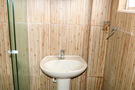 Casa de condomínio para alugar com 200m², 1 quarto e sem vagaBanheiro do Quarto Suite