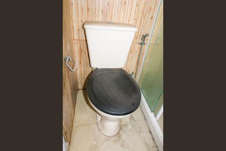 Casa de condomínio para alugar com 200m², 1 quarto e sem vagaBanheiro do Quarto Suite