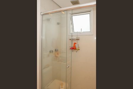 Apartamento à venda com 158m², 4 quartos e 2 vagas Apartamento à venda com 158m², 4 quartos e 2 vagasBanheiro da Suíte 2