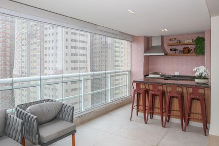 Apartamento à venda com 158m², 4 quartos e 2 vagas Apartamento à venda com 158m², 4 quartos e 2 vagasVaranda Gourmet