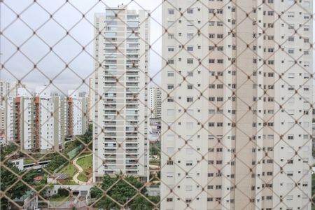 Apartamento à venda com 158m², 4 quartos e 2 vagas Apartamento à venda com 158m², 4 quartos e 2 vagasVista da Suíte 2