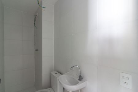Apartamento à venda com 33m², 2 quartos e sem vaga Apartamento à venda com 33m², 2 quartos e sem vagaBanheiro