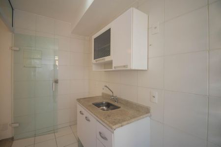 Apartamento para alugar com 46m², 2 quartos e 1 vaga Apartamento para alugar com 46m², 2 quartos e 1 vagaCozinha e Área de Serviço