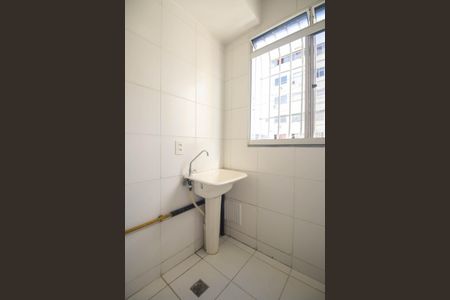 Apartamento para alugar com 46m², 2 quartos e 1 vaga Apartamento para alugar com 46m², 2 quartos e 1 vagaCozinha e Área de Serviço