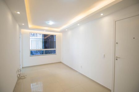 Sala de apartamento para alugar com 2 quartos, 46m² em Galo Branco, São Gonçalo