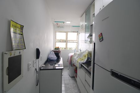 Cozinha de apartamento à venda com 2 quartos, 50m² em Jardim Anhanguera, São Paulo