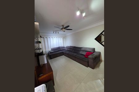 Sala de casa à venda com 3 quartos, 180m² em Jardim Santa Emilia, São Paulo