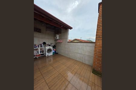 Casa para alugar com 180m², 3 quartos e 2 vagasÁrea de serviço