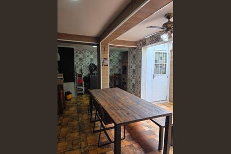 Casa para alugar com 180m², 3 quartos e 2 vagasÁrea externa
