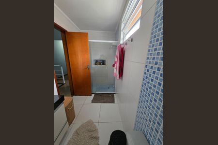 Casa para alugar com 180m², 3 quartos e 2 vagasBanheiro