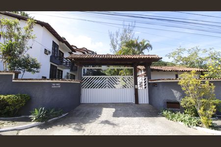 Apartamento para alugar com 55m², 2 quartos e 1 vagaFachada