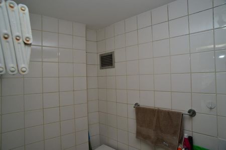 Banheiro Suíte de apartamento à venda com 1 quarto, 36m² em Barra da Tijuca, Rio de Janeiro