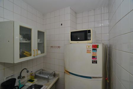 Cozinha de apartamento à venda com 1 quarto, 36m² em Barra da Tijuca, Rio de Janeiro