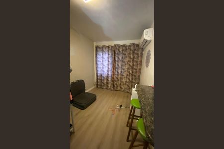 Sala de apartamento para alugar com 2 quartos, 45m² em Coqueiros, Florianópolis