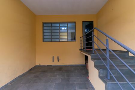 Casa à venda com 120m², 5 quartos e 1 vaga Casa à venda com 120m², 5 quartos e 1 vagaGaragem