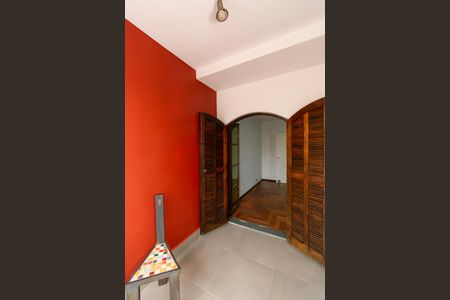 Casa à venda com 120m², 5 quartos e 1 vaga Casa à venda com 120m², 5 quartos e 1 vagaVaranda do Quarto 3