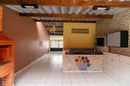 Casa à venda com 120m², 5 quartos e 1 vaga Casa à venda com 120m², 5 quartos e 1 vagaÁrea de Serviço