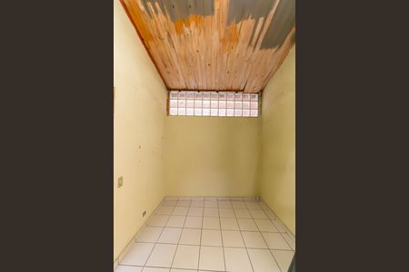 Casa à venda com 120m², 5 quartos e 1 vaga Casa à venda com 120m², 5 quartos e 1 vagaDepósito