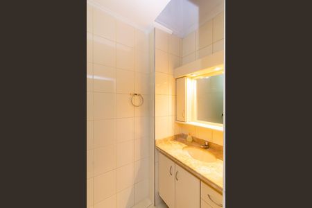 Casa à venda com 120m², 5 quartos e 1 vaga Casa à venda com 120m², 5 quartos e 1 vagaBanheiro