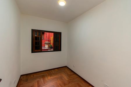 Casa à venda com 120m², 5 quartos e 1 vaga Casa à venda com 120m², 5 quartos e 1 vagaQuarto 1