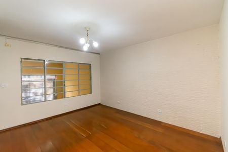 Casa à venda com 120m², 5 quartos e 1 vaga Casa à venda com 120m², 5 quartos e 1 vagaSala