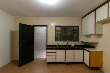 Casa à venda com 120m², 5 quartos e 1 vaga Casa à venda com 120m², 5 quartos e 1 vagaCozinha