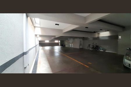 Casa à venda com 204m², 3 quartos e 3 vagas