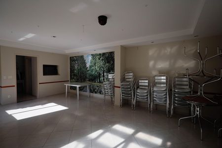Apartamento à venda com 110m², 3 quartos e 2 vagas Apartamento à venda com 110m², 3 quartos e 2 vagasÁrea comum - Salão de festas