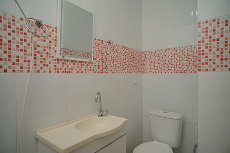 Casa para alugar com 76m², 2 quartos e 1 vaga Casa para alugar com 76m², 2 quartos e 1 vagaBanheiro 1