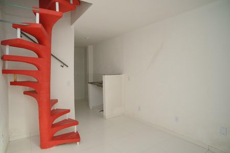 Sala de casa para alugar com 2 quartos, 76m² em Atual Rua 14 - Engenho do Mato, Niterói