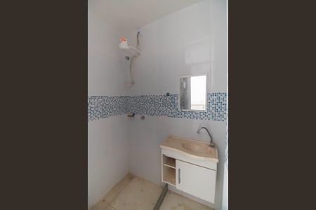 Casa para alugar com 52m², 2 quartos e 1 vaga Casa para alugar com 52m², 2 quartos e 1 vagaBanheiro 2