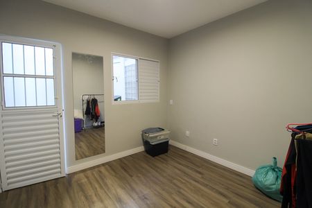 Casa de condomínio à venda com 127m², 3 quartos e 2 vagas Casa de condomínio à venda com 127m², 3 quartos e 2 vagasSala de TV