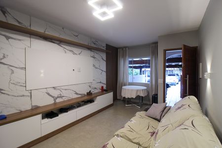 Sala de casa de condomínio à venda com 3 quartos, 127m² em Jardim Alvorada (zona Oeste), São Paulo
