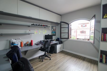 Casa de condomínio à venda com 127m², 3 quartos e 2 vagas Casa de condomínio à venda com 127m², 3 quartos e 2 vagasQuarto 1