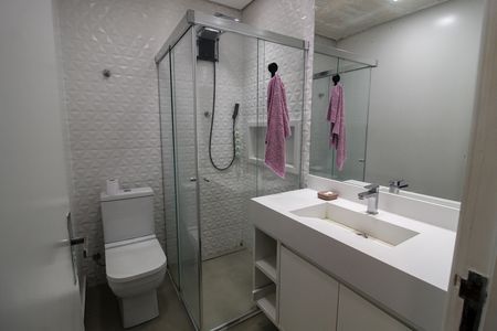 Casa de condomínio à venda com 127m², 3 quartos e 2 vagas Casa de condomínio à venda com 127m², 3 quartos e 2 vagasBanheiro