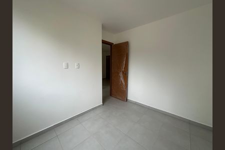 Quarto 1 de apartamento para alugar com 2 quartos, 39m² em Chácara Estela, Barueri