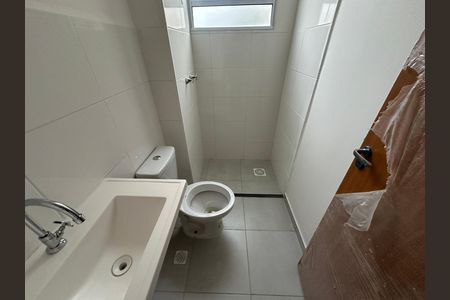Apartamento para alugar com 39m², 2 quartos e 1 vaga Apartamento para alugar com 39m², 2 quartos e 1 vagaBanheiro