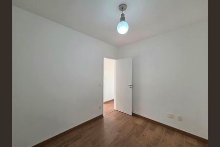 Apartamento para alugar com 76m², 3 quartos e 2 vagasQuarto 2